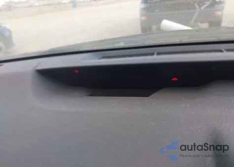 2006 Toyota Prius z USA, uszkodzony, nr VIN JTDKB20U663137064